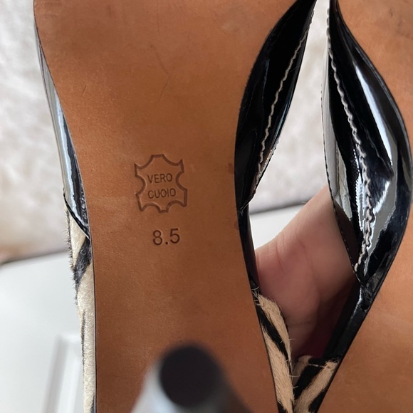 Matiko leather pointed toe zebra print pumps heels - Picture 10 of 11